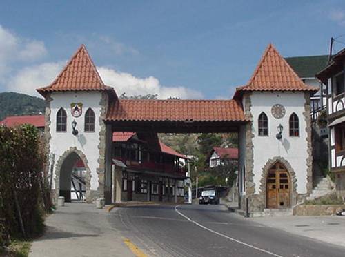 Entrada a la Colonia Tovar