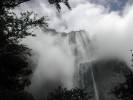 El salto angel entre las nubes