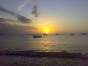 Atardecer en el Club Playa Azul