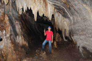 miguel colante en la cueva