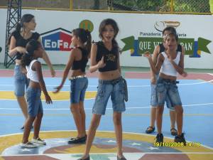 Danzas con ni&ntilde;as