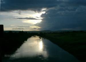 Puesta de sol sobre el R&iacute;o Kukenan