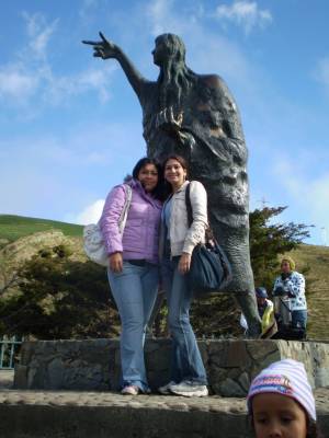 Monumento a la loca luz caraballo