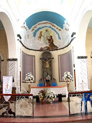 Estatua de la iglesia