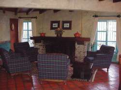 Chimenea del hotel los Frailes