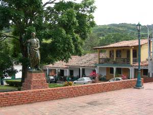 Plaza Bolivar de Peribeca