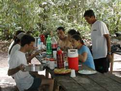 Pranzo in Isola Ratón