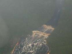 Vista aérea de rápidos de Mayupa