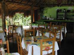 Restaurant, Waku Lodge