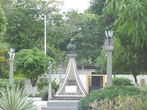 Plaza Bolívar (Choroní)