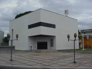 Museo de Arte Moderno Jesús Soto, entrada