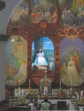 Altar de la iglesia de Santa Rosa