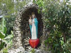 Virgen María madre de las almas consagradas