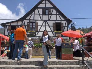 EN LA PLAZA