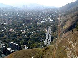 Vista a la cota Mil, y del viaducto de Los Chorros