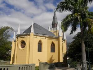 Capilla dedicada a nuestra señora de Lourdes