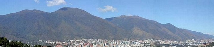 Der Avila und der Osten von Caracas von Colinas del Tamanaco aus