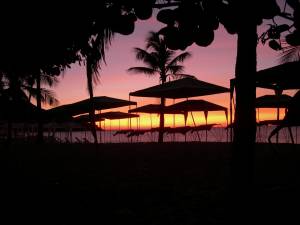 puesta de sol en playa caribe