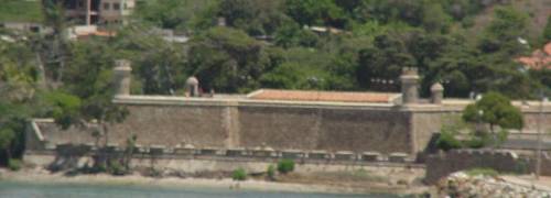 Blick von der Festung San Carlos de Boromeo aus dem Meer