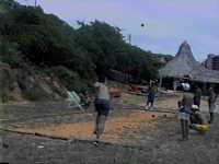 Jugar bolas criollas