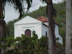 Kirche in dem Fluss Caribe