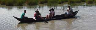 A canoa en el río de Agua